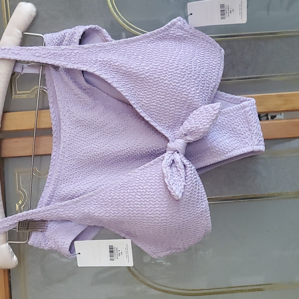 Lively lilac bikini, never worn. Large top, medium bottom.